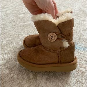 Toddler 8 girl UGG boots